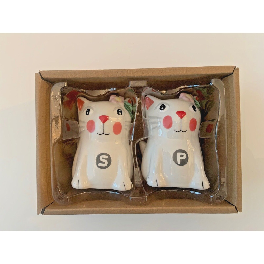 Enesco Pretty Kitty Salt Pepper Shakers 3.25"- Cats Michelle Allen - NIP Ceramic